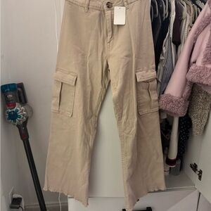Women’s Tan Cargo Pants